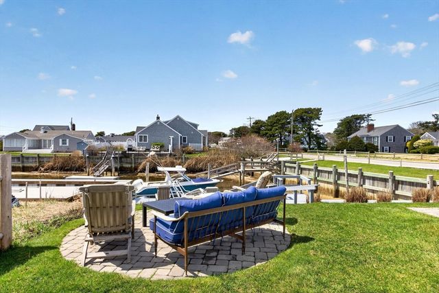 3 Wendy Way, Dennis, MA 02670