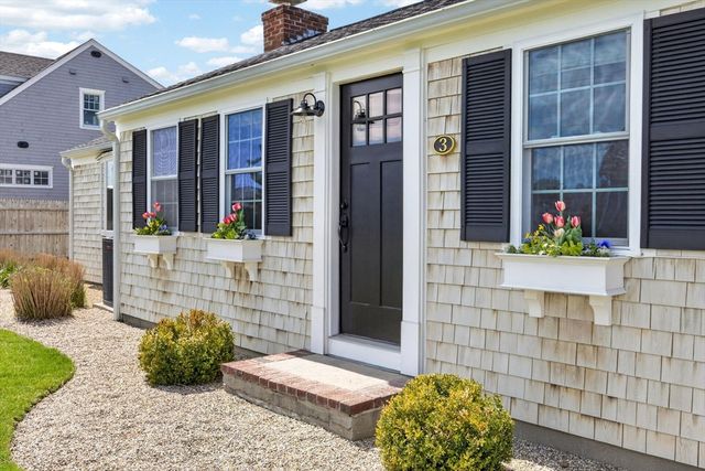 3 Wendy Way, Dennis, MA 02670