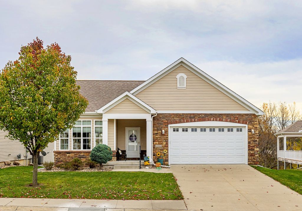 1345 SW 31st Lane, Ankeny, IA 50023