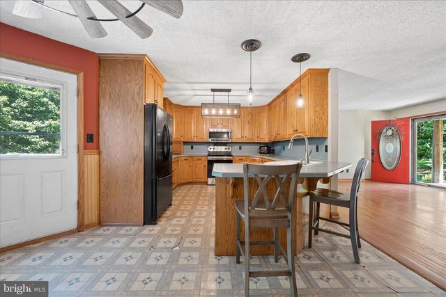 8354 MOUNTAIN LAUREL RD, Boonsboro, MD 21713