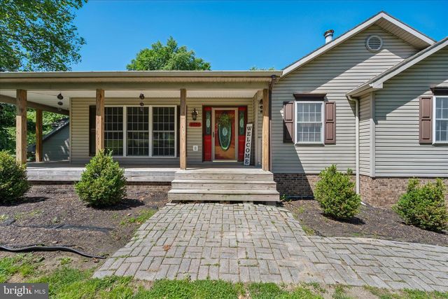 8354 MOUNTAIN LAUREL RD, Boonsboro, MD 21713