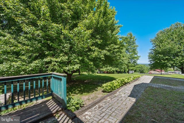 8354 MOUNTAIN LAUREL RD, Boonsboro, MD 21713