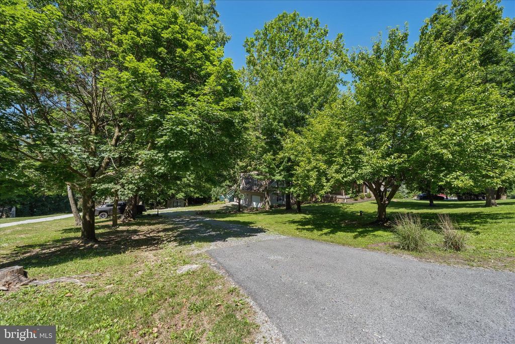 Image 59 of property listing at 8354 MOUNTAIN LAUREL RD, Boonsboro, MD 21713