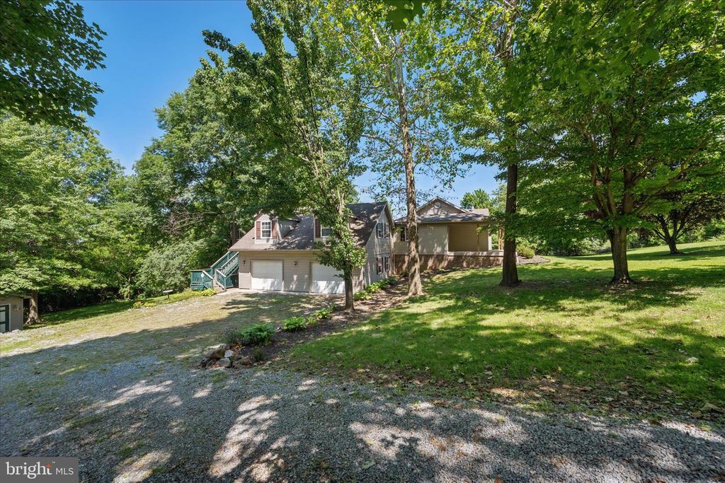 Image 60 of property listing at 8354 MOUNTAIN LAUREL RD, Boonsboro, MD 21713