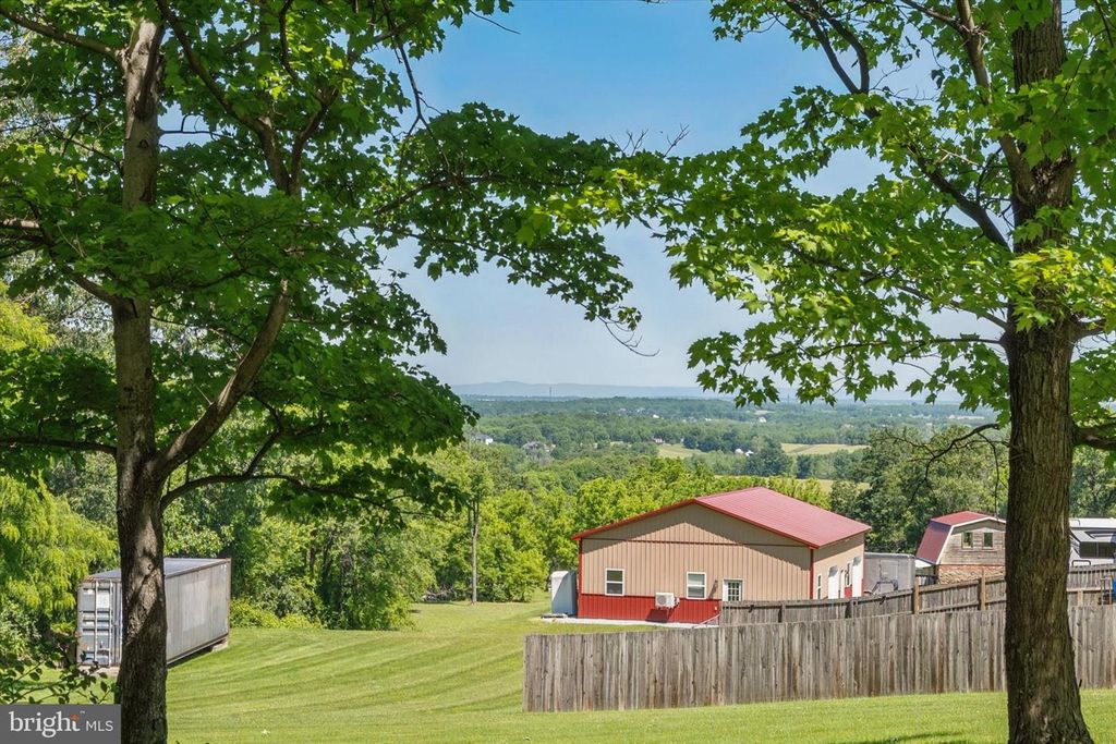 Image 69 of property listing at 8354 MOUNTAIN LAUREL RD, Boonsboro, MD 21713