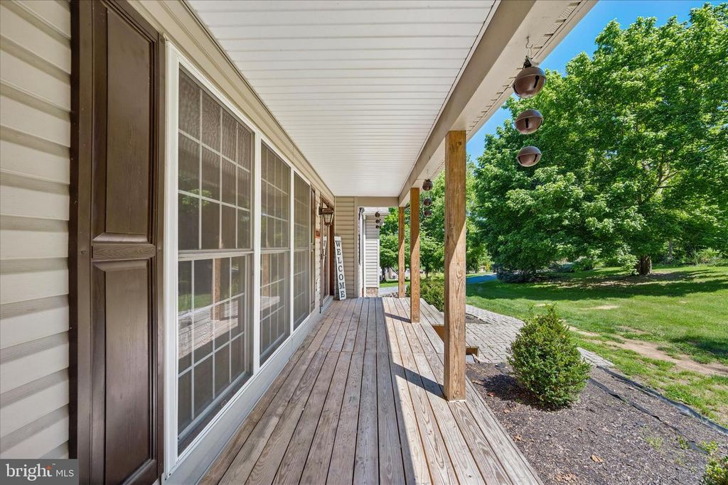 Image 86 of property listing at 8354 MOUNTAIN LAUREL RD, Boonsboro, MD 21713
