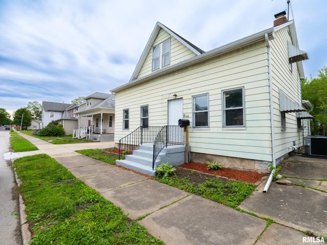 310 CATHERINE Street, Pekin, IL 61554