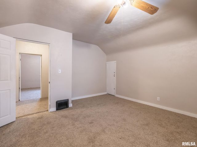 310 CATHERINE Street, Pekin, IL 61554