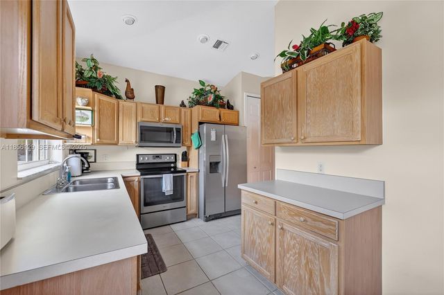 9302 World Cup Way, Port St. Lucie, Port St Lucie, FL 34986
