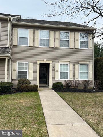 32 FOXGLOVE DR, Delran, NJ 08075
