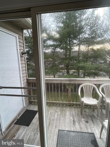 32 FOXGLOVE DR, Delran, NJ 08075