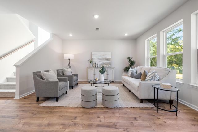 177 The Oaks Avenue, Goose Creek, SC 29445