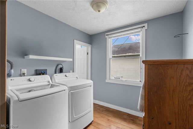 26 Elm Street, Bridgeport, OH 43912