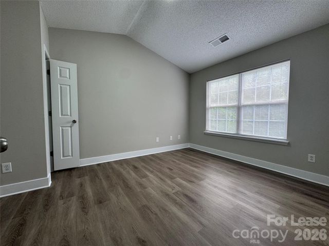3251 Blythe Ridge Court, Charlotte, NC 28213