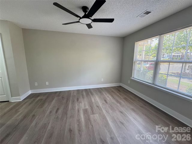 3251 Blythe Ridge Court, Charlotte, NC 28213