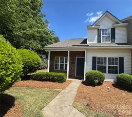3251 Blythe Ridge Court, Charlotte, NC 28213
