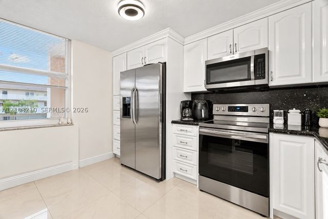 10382 NW 24th Pl 306, Sunrise, FL 33322