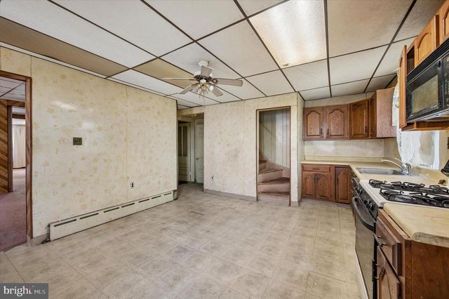 4511 CHESTER AVE, Philadelphia, PA 19143