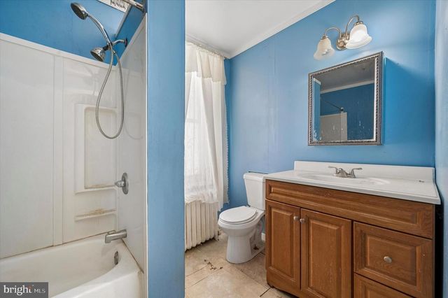 4511 CHESTER AVE, Philadelphia, PA 19143