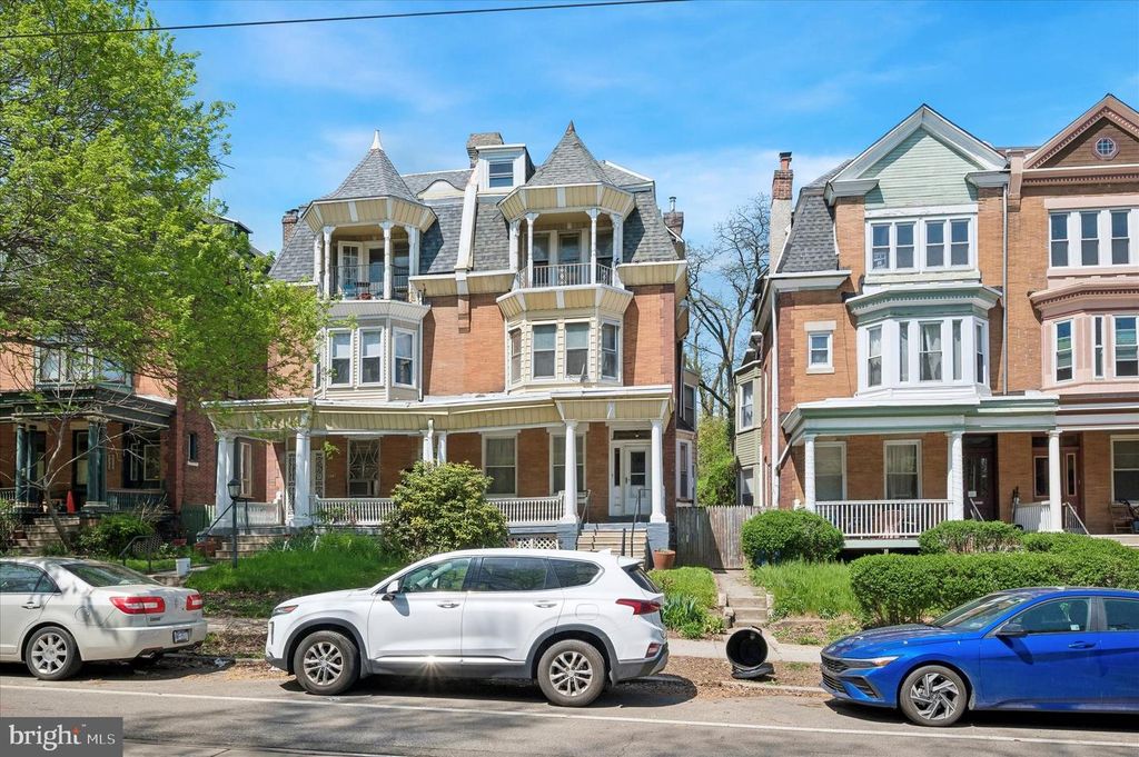 4511 CHESTER AVE, Philadelphia, PA 19143