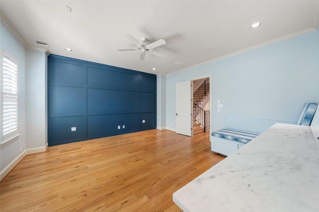 18 Wooded Park Place, The Woodlands, TX 77380