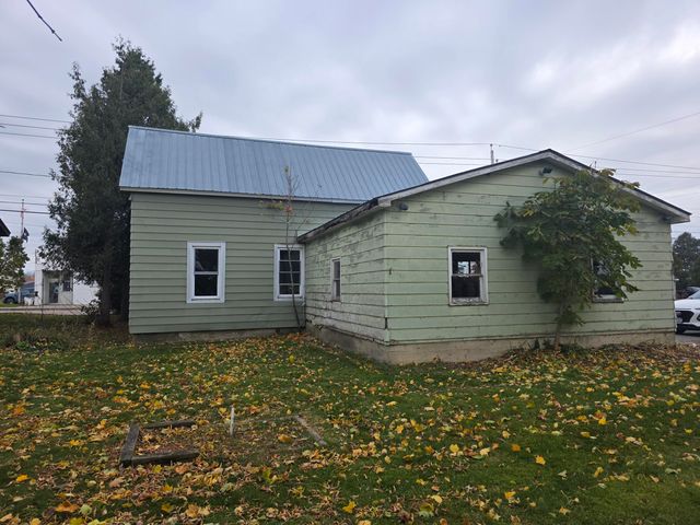 22 River Street, Chateaugay, NY 12920