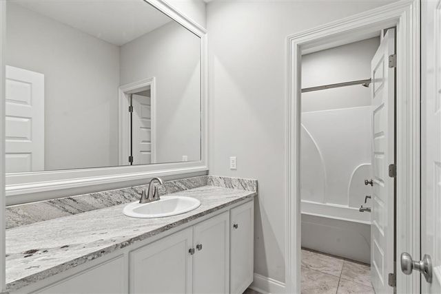 1325 S Robinwood Drive, Lake Charles, LA 70611