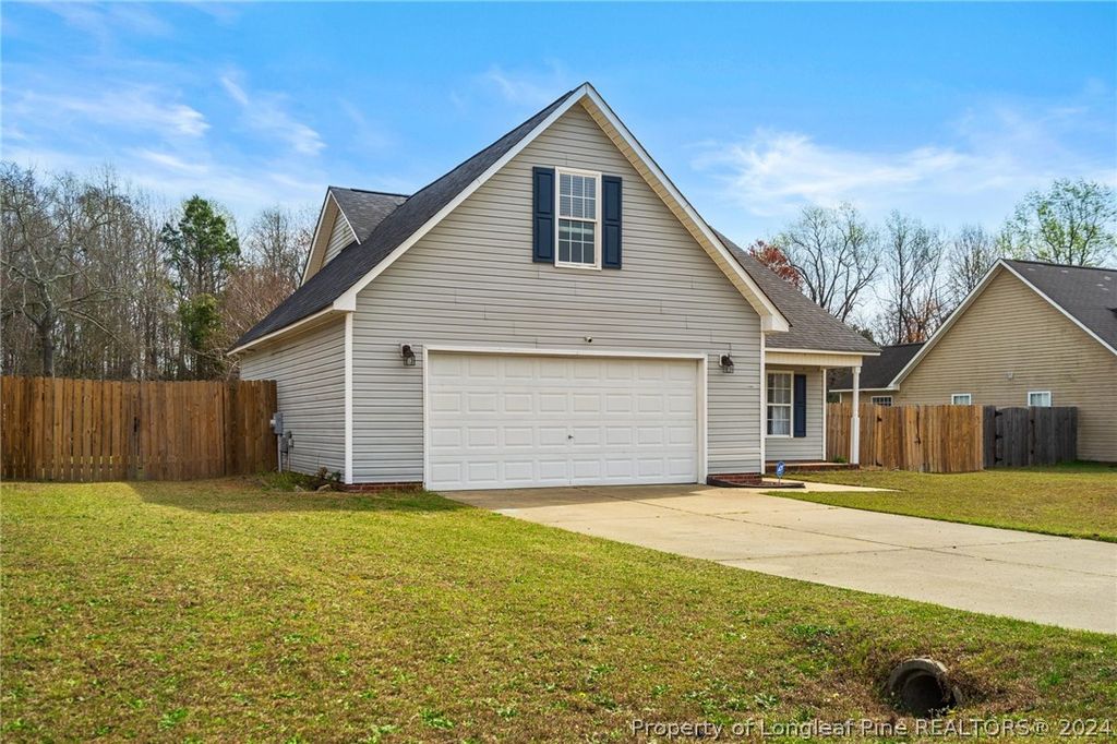 185 Antigua Drive, Raeford, NC 28376 — photo 2