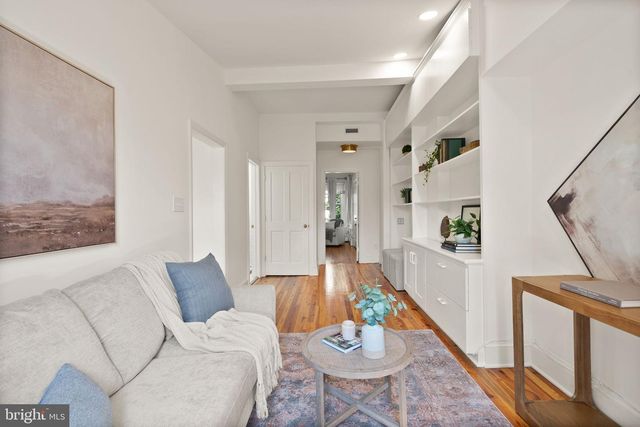 210 4TH ST SE, Washington, DC 20003