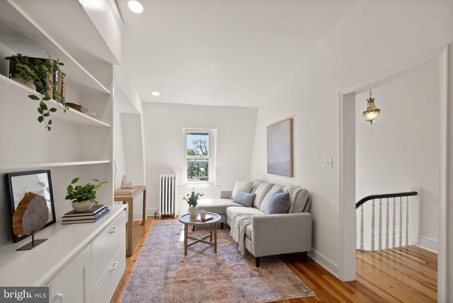 210 4TH ST SE, Washington, DC 20003