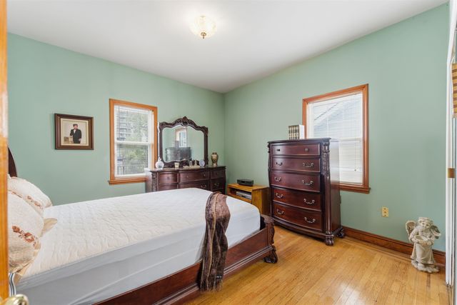 17 77TH ST, North Bergen, NJ 07047