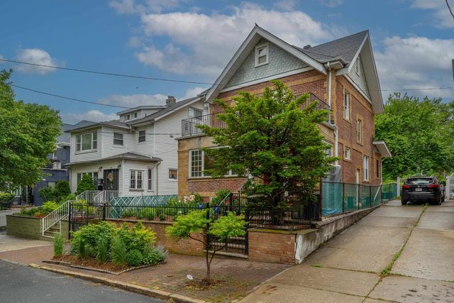 17 77TH ST, North Bergen, NJ 07047