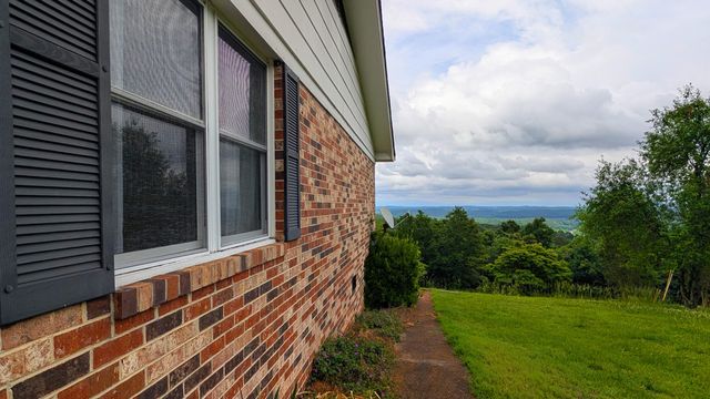 1233 Clearview Drive, Ringgold, GA 30736