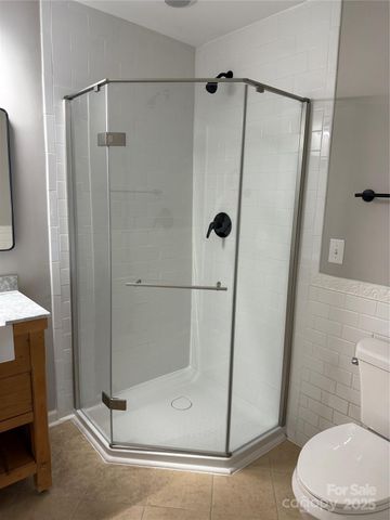 2520 Stradbrook Drive, Charlotte, NC 28210