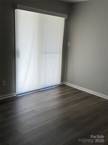 2520 Stradbrook Drive, Charlotte, NC 28210