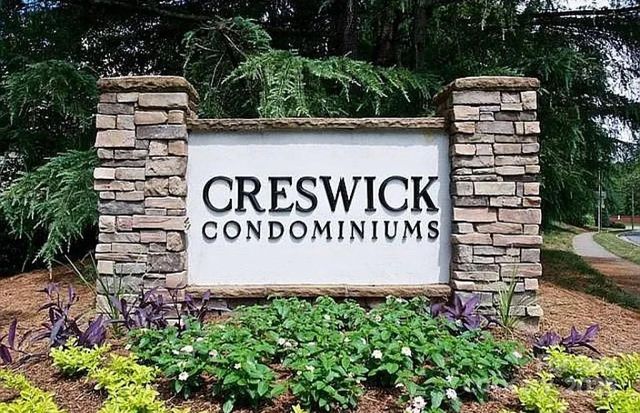 2520 Stradbrook Drive, Charlotte, NC 28210