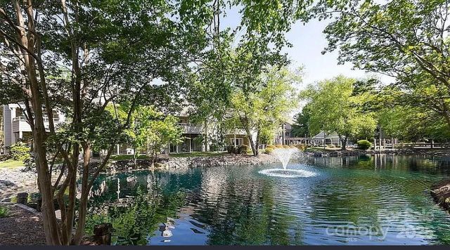 2520 Stradbrook Drive, Charlotte, NC 28210