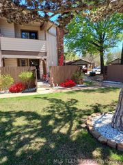 7911 E 66th Street A, Tulsa, OK 74133