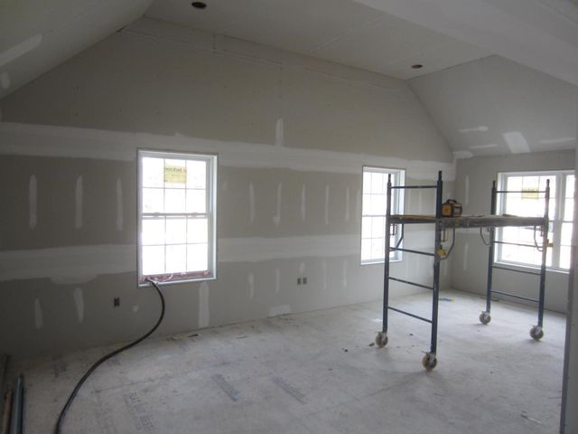 11 Wellington Court, Ossipee, NH 03814