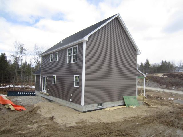 11 Wellington Court, Ossipee, NH 03814