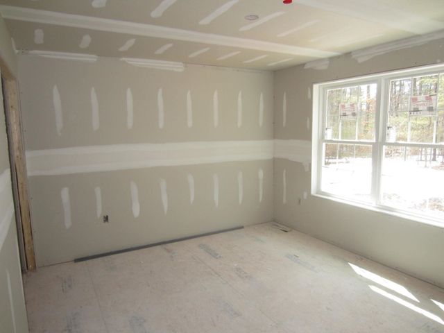 11 Wellington Court, Ossipee, NH 03814