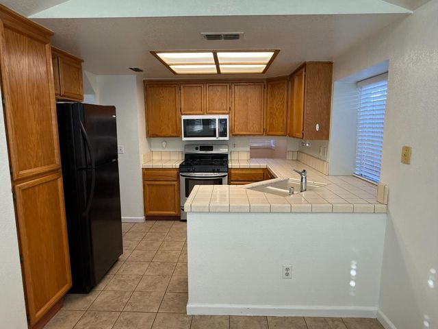 4409 Gene Ave, Sacramento, CA 95838