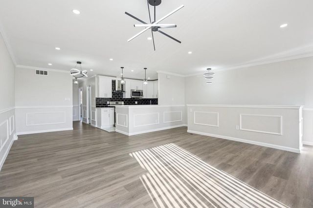 9174 FRANKFORD AVE, Philadelphia, PA 19114