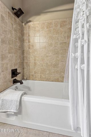 801 E UNIVERSITY Avenue, El Paso, TX 79902