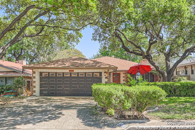 9006 Luzita, San Antonio, TX 78230