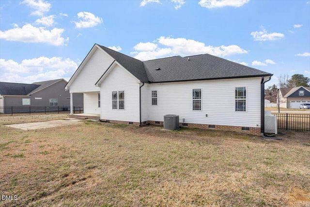 45 Braddock Drive, Lillington, NC 27546