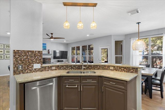 4104 Sun Spirit DR, Austin, TX 78735