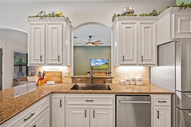 12010 Rainforest Lane, Montgomery, TX 77356