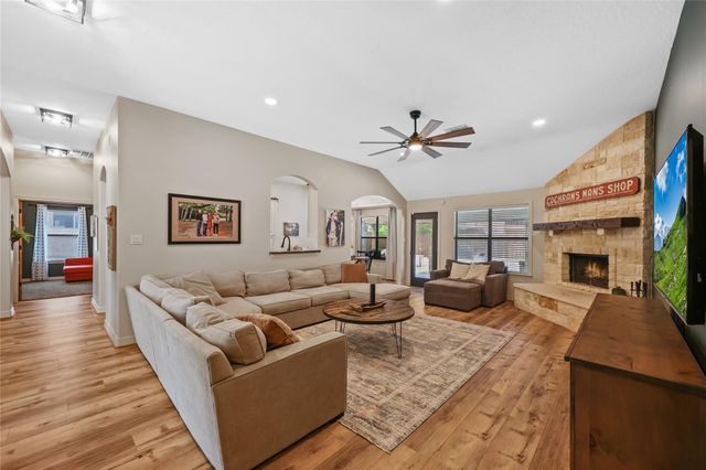 12010 Rainforest Lane, Montgomery, TX 77356