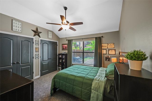 12010 Rainforest Lane, Montgomery, TX 77356